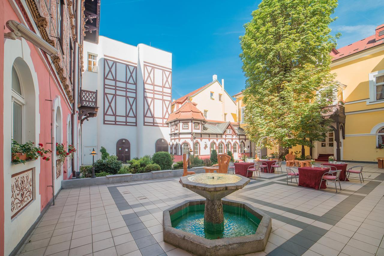 Hotel Three Lilies Inkl Aquaforum Франтішкови-Лазнє Екстер'єр фото