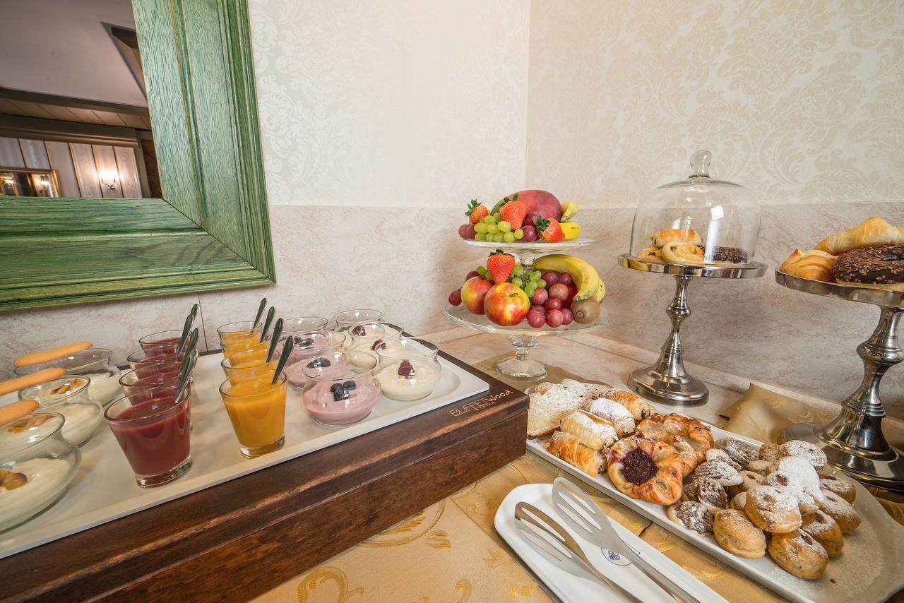 Hotel Three Lilies Inkl Aquaforum Франтішкови-Лазнє Екстер'єр фото